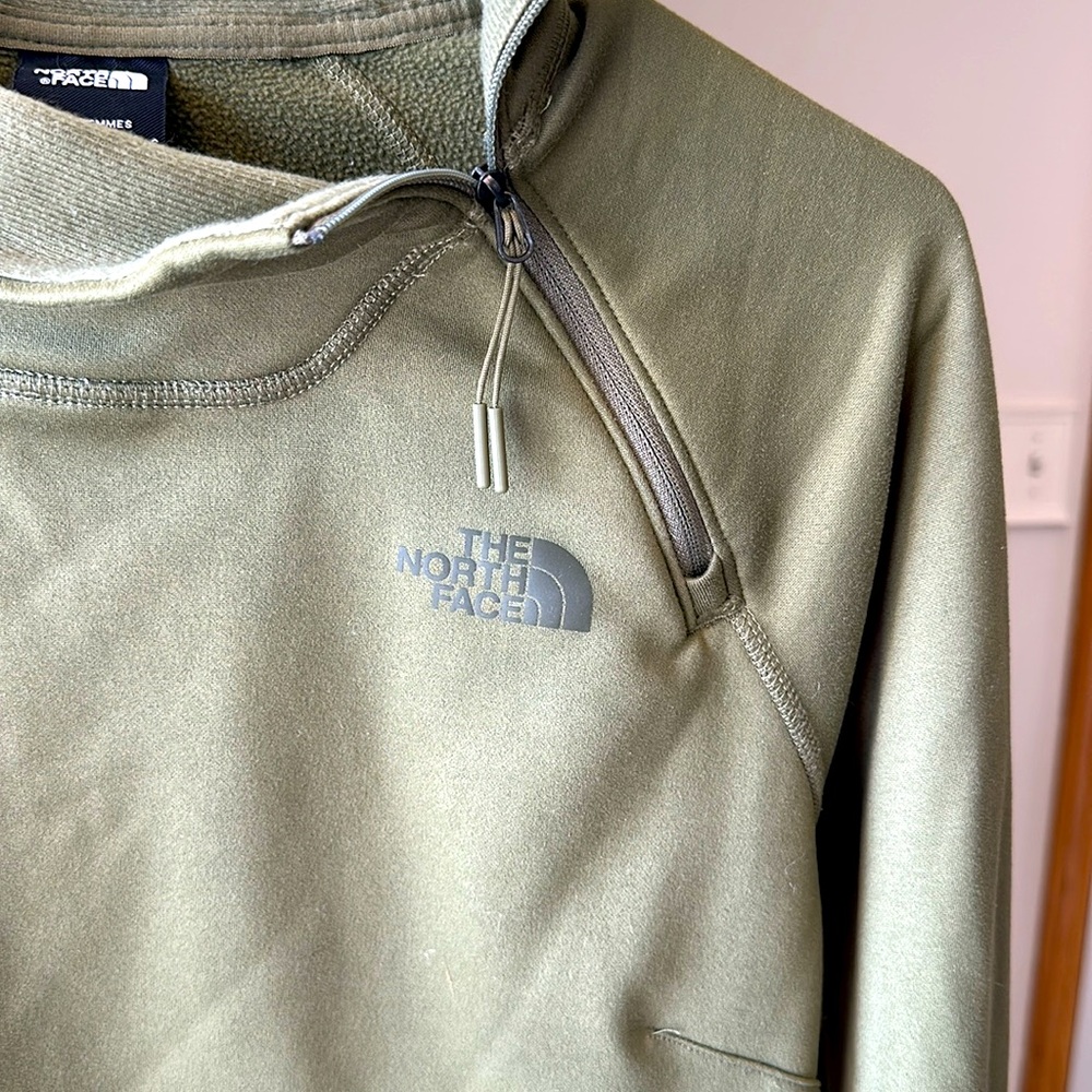 The North Face pullover sweater - Picture 2 of 4